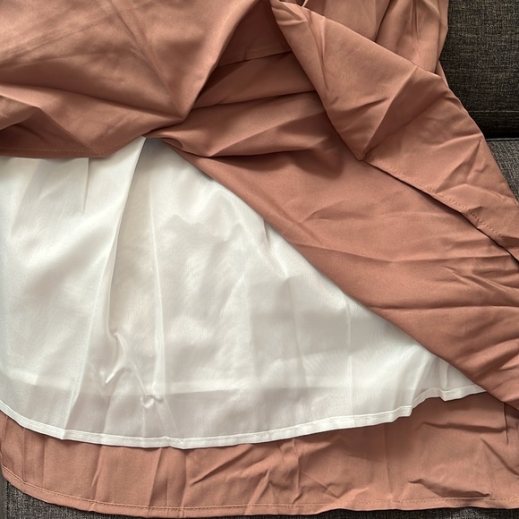 Light brown/tan square neck A-line long sleeve light-weight dress, size L. - Picture 5 of 5